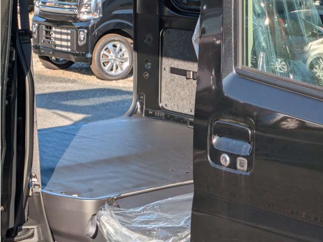 ダイハツ ハイゼットカーゴ ６６０ クルーズターボ R7年 (関東) 99