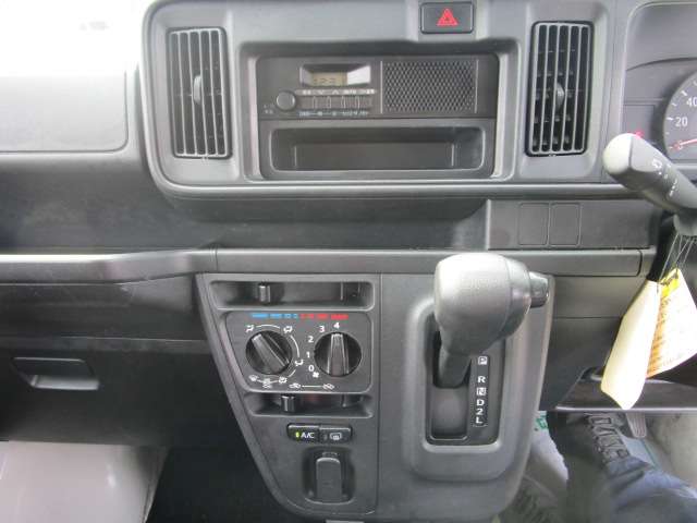 ダイハツ ハイゼットカーゴ ６６０ デラックス ＳＡＩＩＩ ハイルーフ R1年 (関東) 99