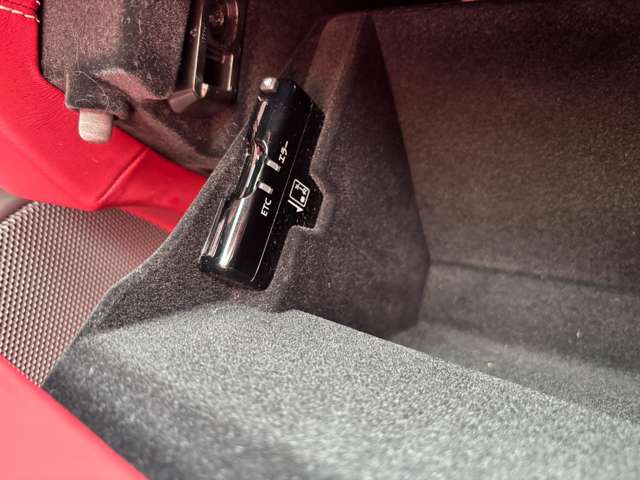 フェラーリ ポルトフィーノ Ｆ１ ＤＣＴ R2年 (関東) 99