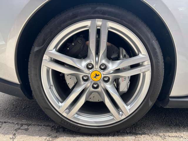 フェラーリ ポルトフィーノ Ｆ１ ＤＣＴ R2年 (関東) 99