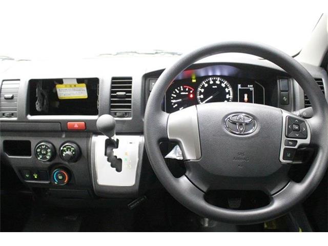 トヨタ ハイエースバン ２．８ ＤＸ ロング ＧＬパッケージ ディーゼルターボ ４ＷＤ R7年 (北海道) 99