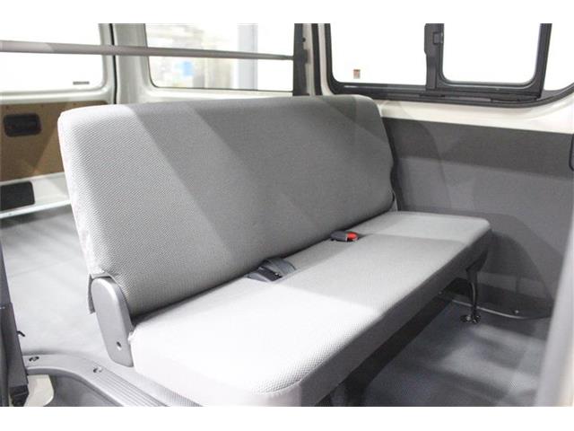 トヨタ ハイエースバン ２．８ ＤＸ ロング ＧＬパッケージ ディーゼルターボ ４ＷＤ R7年 (北海道) 99