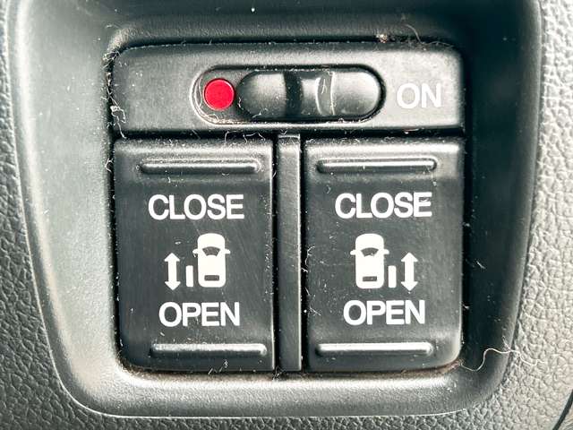 ホンダ Ｎ　ＢＯＸ ６６０ カスタムＧ ＳＳパッケージ H25年 (九州・沖縄) 99