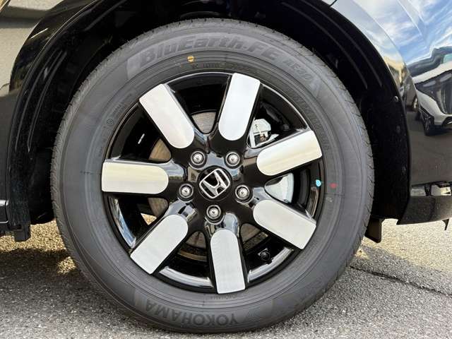 ホンダ フリード　ハイブリッド １．５ Ｅ：ＨＥＶ エアー ＥＸ R7年 (関東) 99