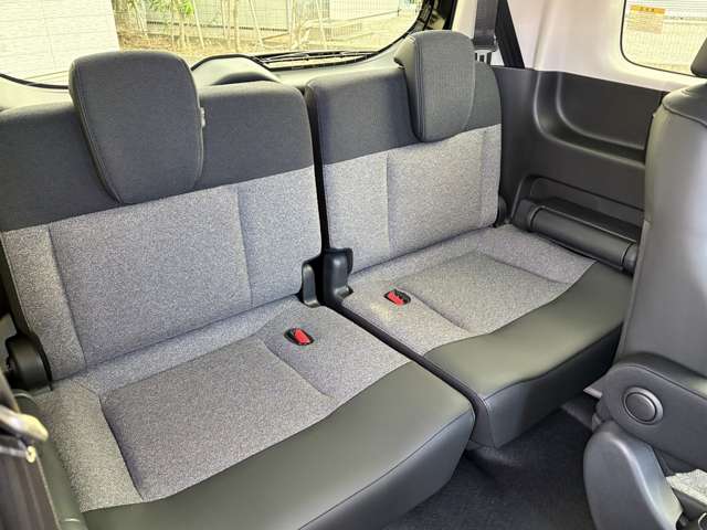 ホンダ フリード　ハイブリッド １．５ Ｅ：ＨＥＶ エアー ＥＸ R7年 (関東) 99