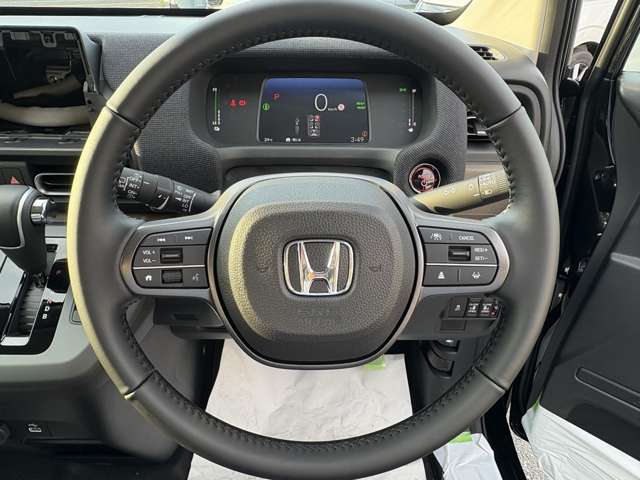 ホンダ フリード　ハイブリッド １．５ Ｅ：ＨＥＶ エアー ＥＸ R7年 (関東) 99