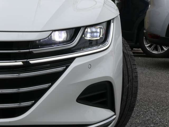 フォルクスワーゲン アルテオンシューティングブレーク ＴＳＩ ４モーション エレガンス ４ＷＤ R4年 (関東) 99