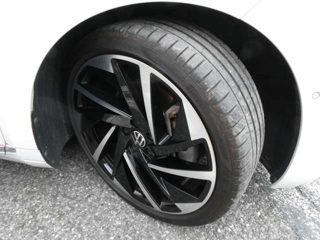 フォルクスワーゲン アルテオンシューティングブレーク ＴＳＩ ４モーション エレガンス ４ＷＤ R4年 (関東) 99