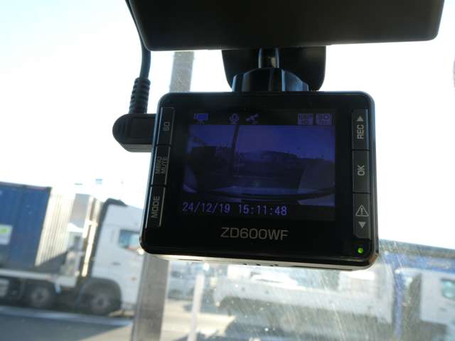 アウディ Ａ３　スポーツバック １．４　ＴＦＳＩ H28年 (関東) 99