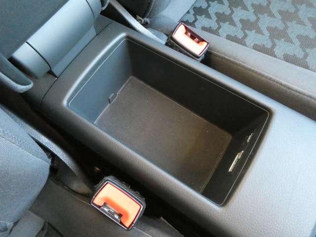 アウディ Ａ３　スポーツバック １．４　ＴＦＳＩ H28年 (関東) 99