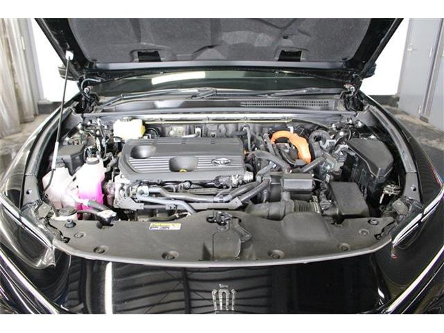 トヨタ クラウン　スポーツ　ハイブリッド ２．５ Ｚ Ｅ－ＦＯＵＲ ４ＷＤ R6年 (北海道) 99