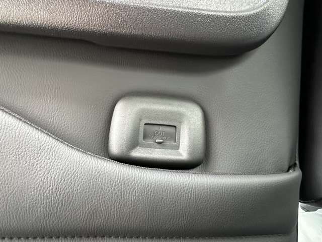 三菱 デリカ　ミニ ６６０ Ｇ プレミアム R7年 (東海) 99