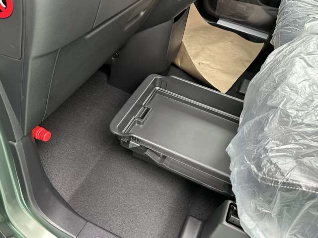 三菱 デリカ　ミニ ６６０ Ｇ プレミアム R7年 (東海) 99