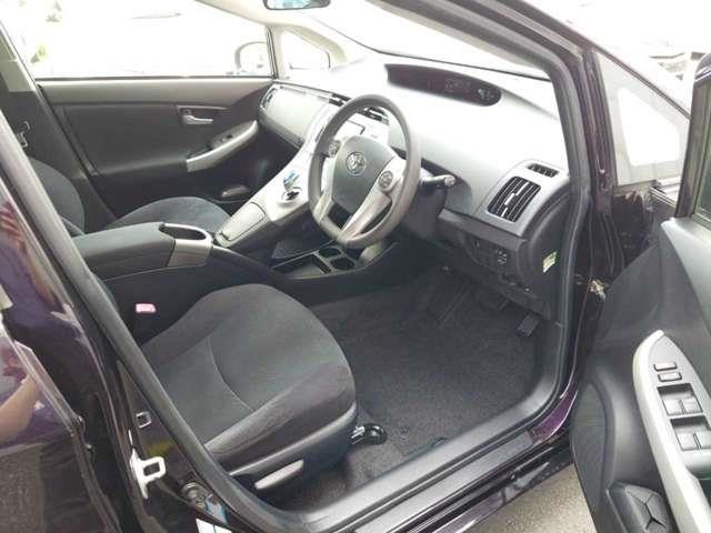 トヨタ プリウス １．８ Ｓ H25年 (関東) 99