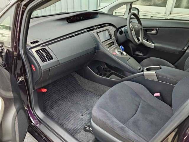 トヨタ プリウス １．８ Ｓ H25年 (関東) 99