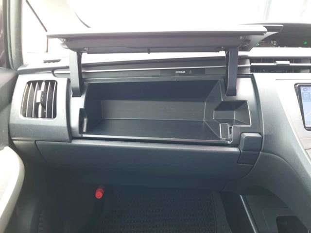 トヨタ プリウス １．８ Ｓ H25年 (関東) 99