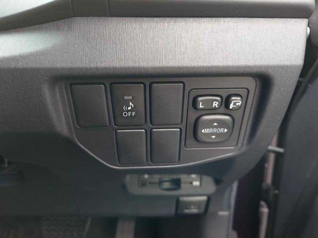 トヨタ プリウス １．８ Ｓ H25年 (関東) 99