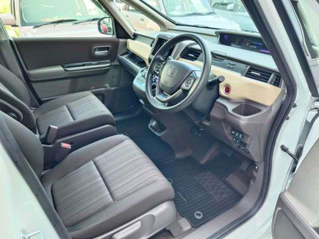 ホンダ フリード　ハイブリッド １．５ ハイブリッド Ｇ H28年 (関東) 99