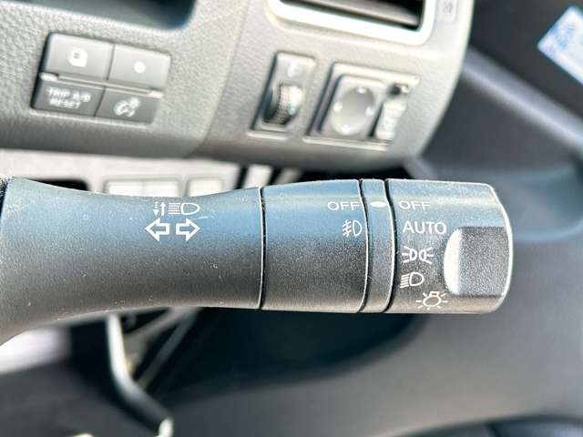 日産 セレナ ２．０ ハイウェイスター Ｖセレクション H24年 (九州・沖縄) 99