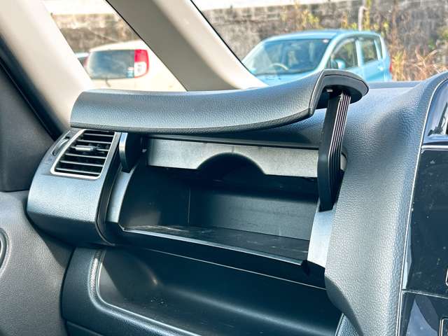 日産 セレナ ２．０ ハイウェイスター Ｖセレクション H24年 (九州・沖縄) 99