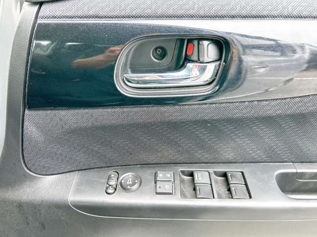 ホンダ Ｎ　ＢＯＸ ６６０ カスタムＧ Ｌパッケージ H24年 (九州・沖縄) 99