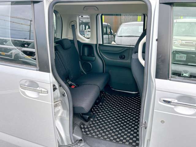 ホンダ Ｎ　ＢＯＸ ６６０ カスタムＧ Ｌパッケージ H24年 (九州・沖縄) 99