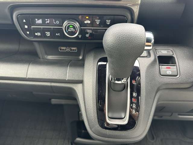 ホンダ Ｎ−ＷＧＮ カスタム ６６０ Ｌ R5年 (東海) 99