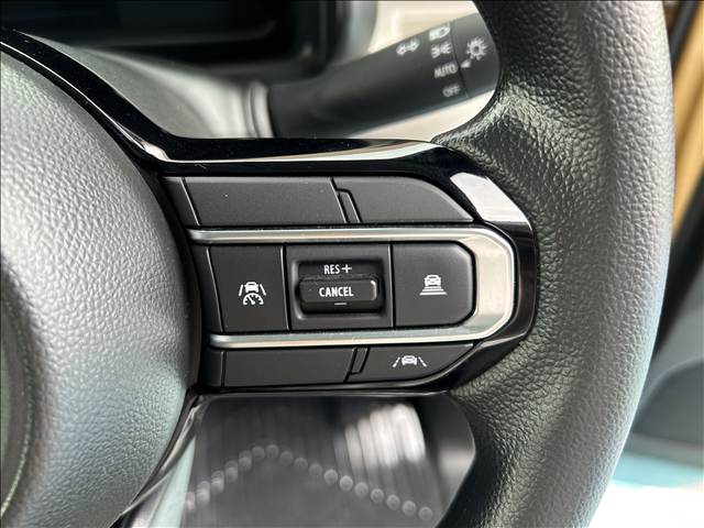 スズキ スペーシア ６６０ ハイブリッド Ｘ セーフティプラスパッケージ装着車 R5年 (東海) 99