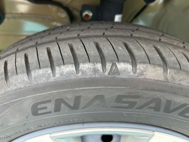 スズキ スペーシア ６６０ ハイブリッド Ｘ セーフティプラスパッケージ装着車 R5年 (東海) 99