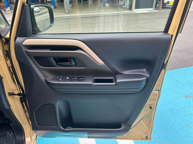 スズキ スペーシア ６６０ ハイブリッド Ｘ セーフティプラスパッケージ装着車 R5年 (東海) 99