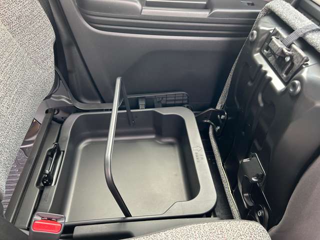 スズキ スペーシア ６６０ ハイブリッド Ｘ セーフティプラスパッケージ装着車 R5年 (東海) 99