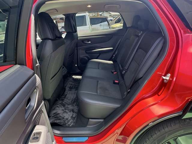 日産 アリア Ｂ６ R5年 (東海) 99