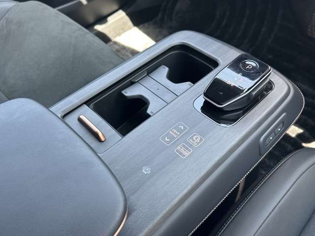 日産 アリア Ｂ６ R5年 (東海) 99