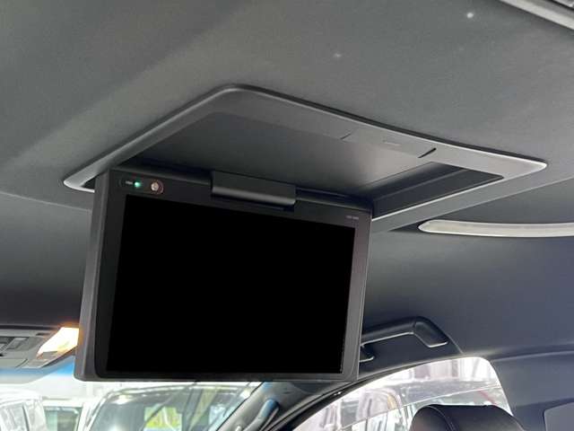 トヨタ ヴェルファイア ２．５ Ｚ Ａエディション ゴールデンアイズ H29年 (関東) 99