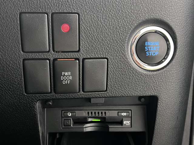 トヨタ ヴェルファイア ２．５ Ｚ Ａエディション ゴールデンアイズ H29年 (関東) 99