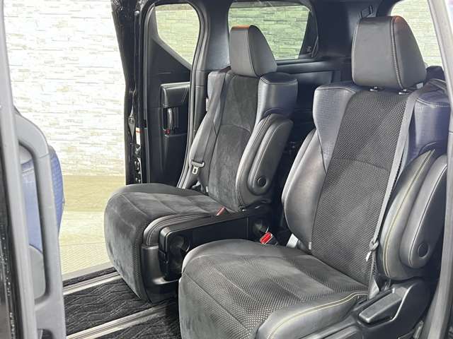 トヨタ ヴェルファイア ２．５ Ｚ Ａエディション ゴールデンアイズ H29年 (関東) 99