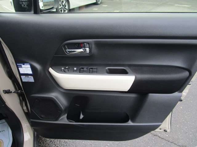 スズキ クロスビー １．０ ハイブリッド ＭＸ H30年 (関東) 99