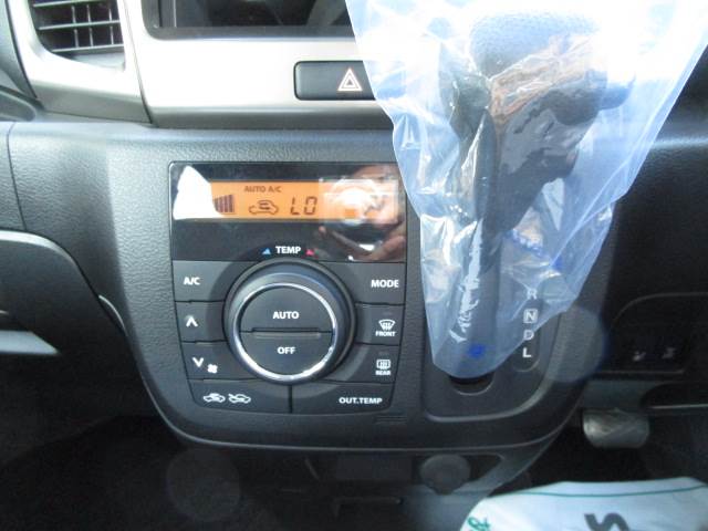 スズキ スペーシア ６６０ カスタム Ｚ H29年 (関東) 99