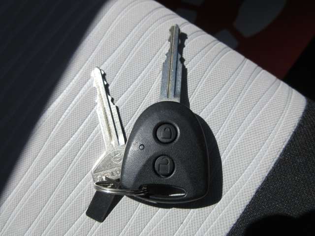 ダイハツ ミラ　イース ６６０ Ｌ H29年 (関東) 99