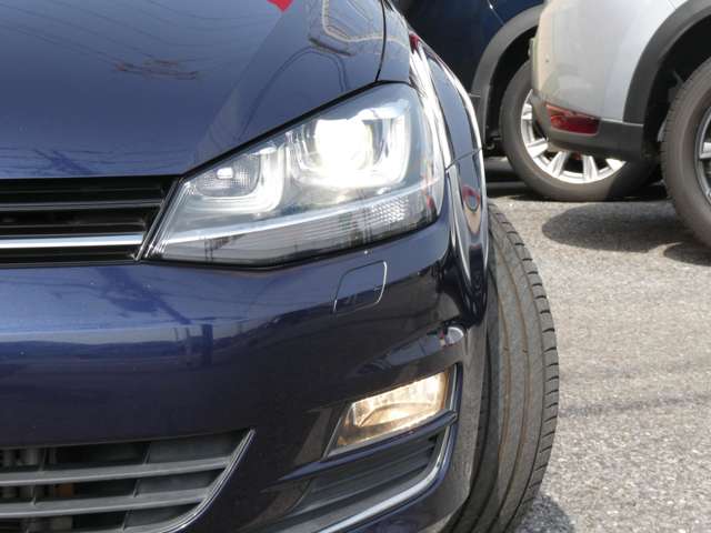 フォルクスワーゲン ゴルフ ＴＳＩ　ハイライン H27年 (関東) 99