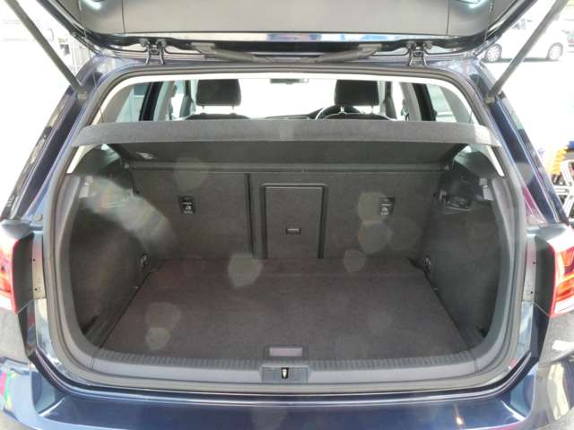 フォルクスワーゲン ゴルフ ＴＳＩ　ハイライン H27年 (関東) 99