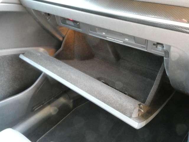 フォルクスワーゲン ゴルフ ＴＳＩ　ハイライン H27年 (関東) 99