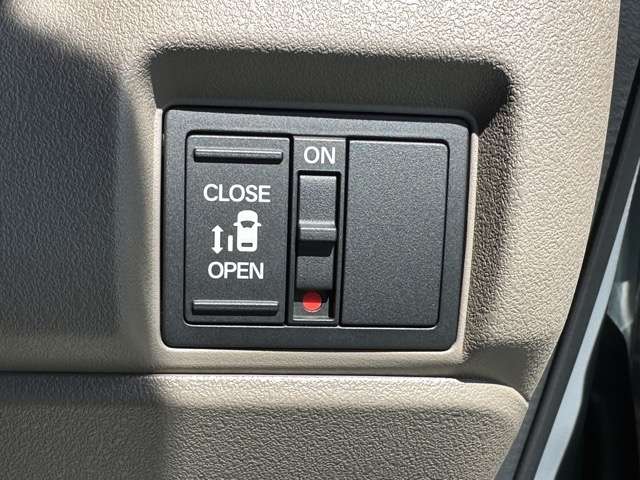 ホンダ Ｎ　ＢＯＸ ジョイ ６６０ ２トーン R7年 (東海) 99