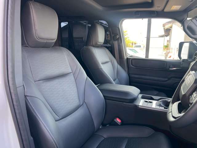 トヨタ ランドクルーザー２５０ ２．８ ＶＸ ディーゼルターボ ４ＷＤ R6年 (東海) 99