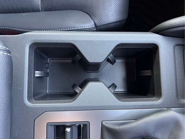 トヨタ ランドクルーザー２５０ ２．８ ＶＸ ディーゼルターボ ４ＷＤ R6年 (東海) 99