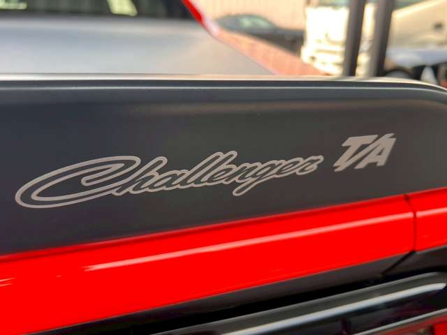 ダッジ チャレンジャー Ｒ／Ｔ スキャットパック H30年 (東海) 99