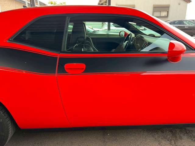 ダッジ チャレンジャー Ｒ／Ｔ スキャットパック H30年 (東海) 99