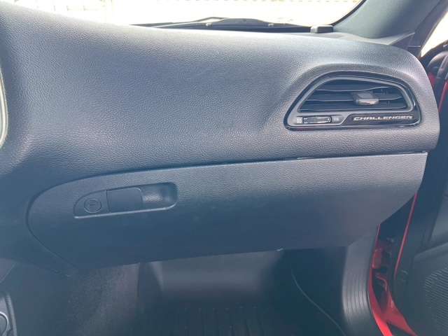 ダッジ チャレンジャー Ｒ／Ｔ スキャットパック H30年 (東海) 99