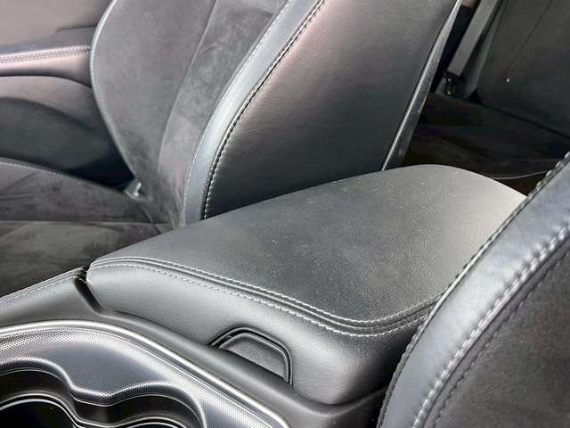 ダッジ チャレンジャー Ｒ／Ｔ スキャットパック H30年 (東海) 99