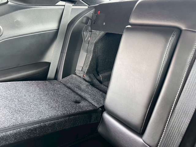 ダッジ チャレンジャー Ｒ／Ｔ スキャットパック H30年 (東海) 99